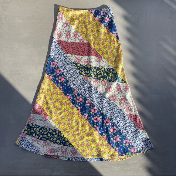 Nasty Gal Floral Patchwork Skirt - Picture 2 of 4